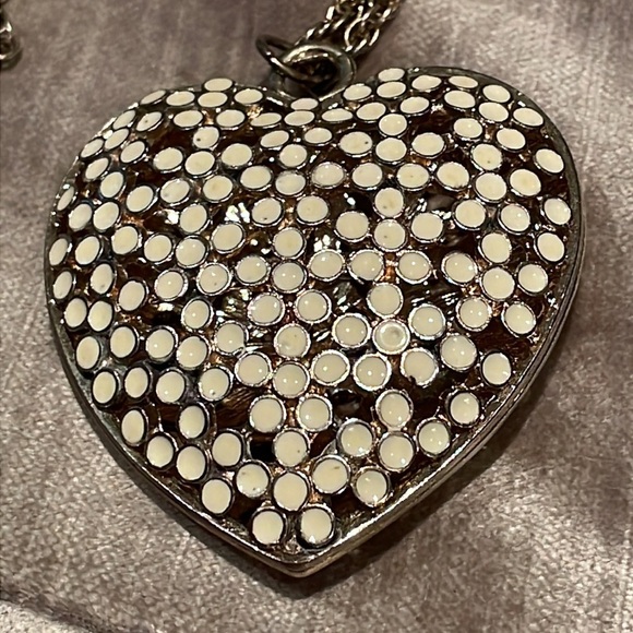 Vintage 90’s Kate Spade Unmarked Heart Pendant Necklace - Picture 4 of 7